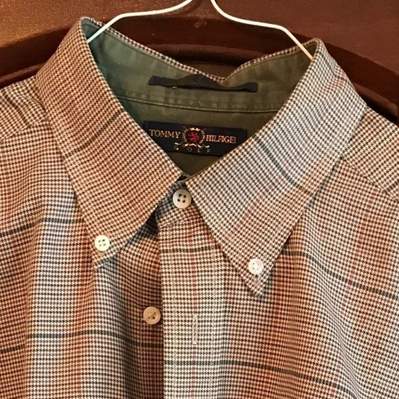 Tommy Hilfiger Golf Other - Tommy hilfiger golf men's LS button down sport shirt size large